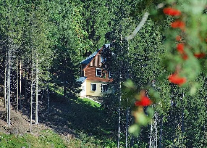 Eden Lägenhet *